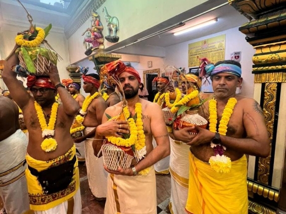Varudaabishegam at Arulmigu Sri Maha Mariamman Temple, Queen Street 12