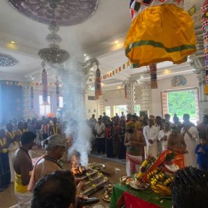 Malaysia Hindu Maamandram, Penang, organized a special Kalvi Yaagam at the Balathandayuthapaani Hilltop Temple 8