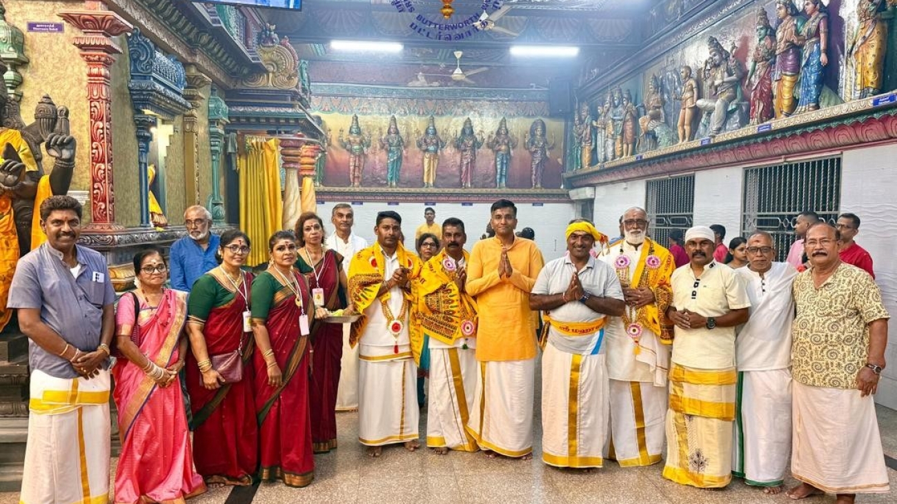 6th Day Navarathri Prayers - Sree Maha Mariamman Devasthanam Butterworth