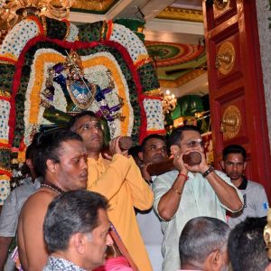 Vijayadashami New Chariot Procession at Sree Maha Mariamman Temple, Queen Street
